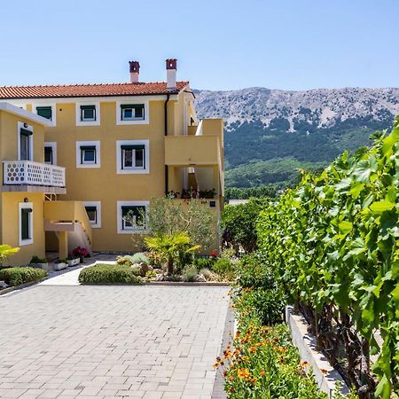 Apartments Marija Baška Eksteriør billede