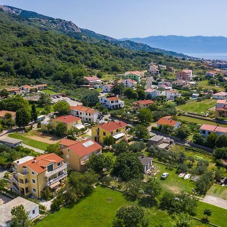 Apartments Marija Baška Eksteriør billede