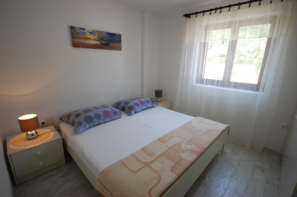 Apartments Marija Baška Eksteriør billede