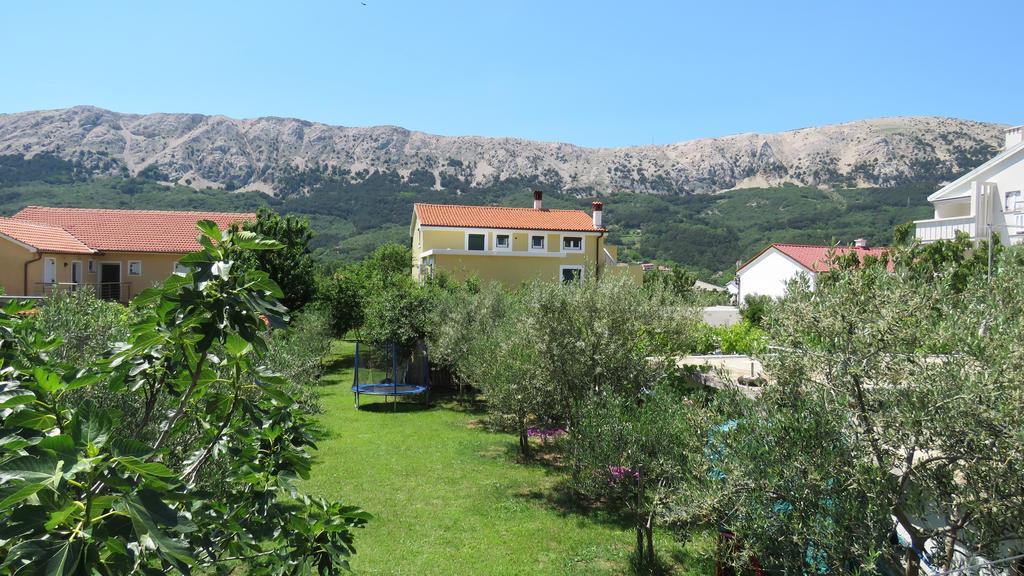 Apartments Marija Baška Eksteriør billede