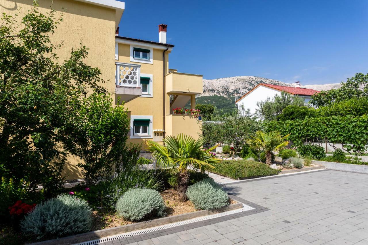 Apartments Marija Baška Eksteriør billede