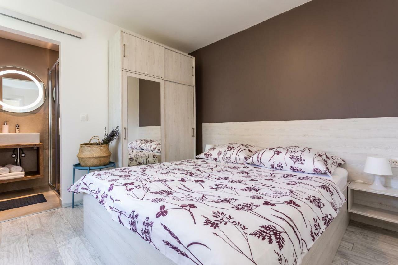 Apartments Marija Baška Eksteriør billede