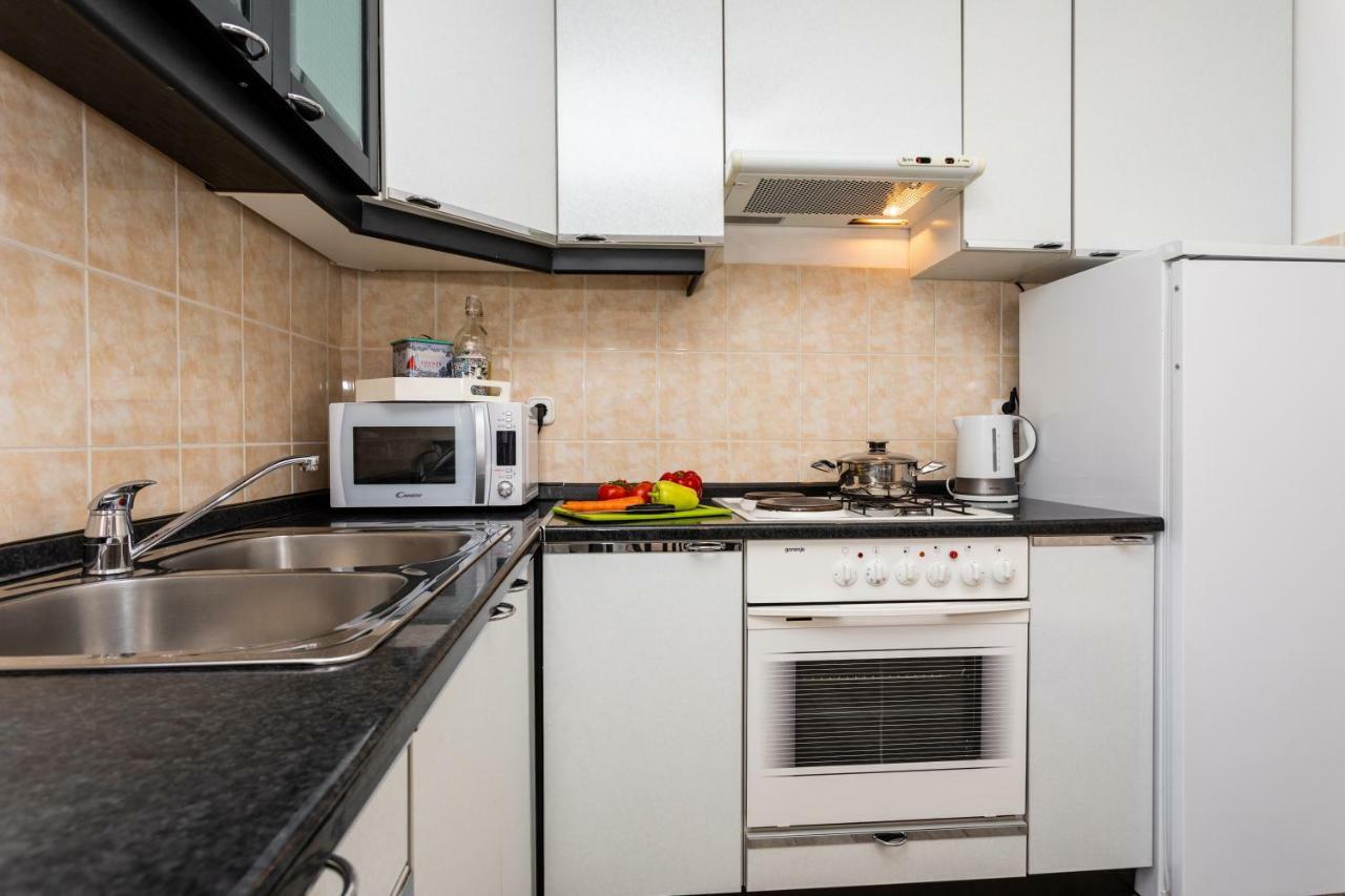 Apartments Marija Baška Eksteriør billede