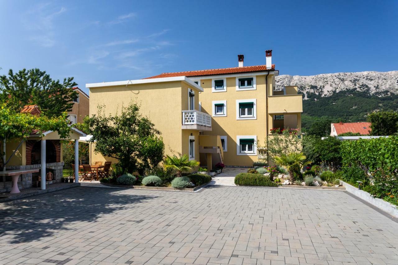 Apartments Marija Baška Eksteriør billede