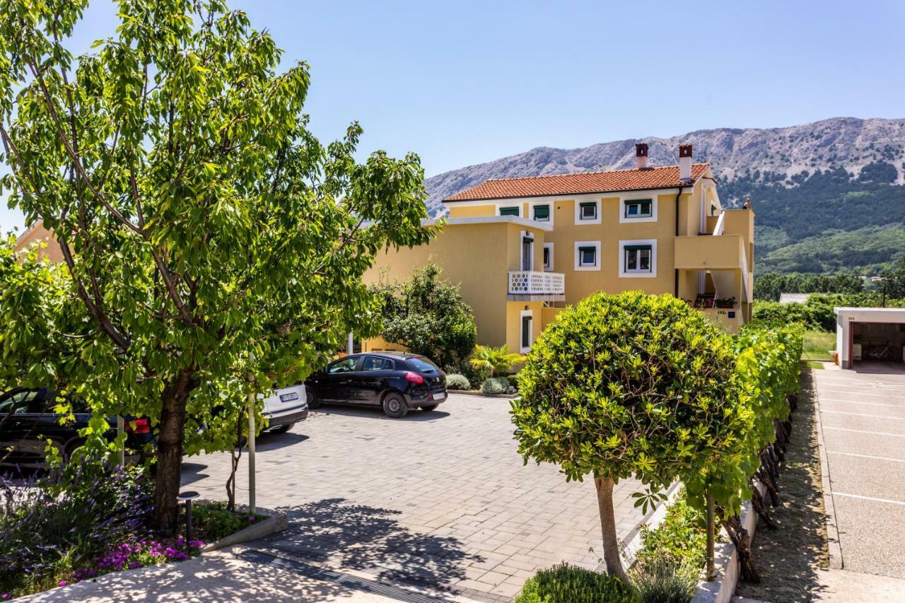 Apartments Marija Baška Eksteriør billede