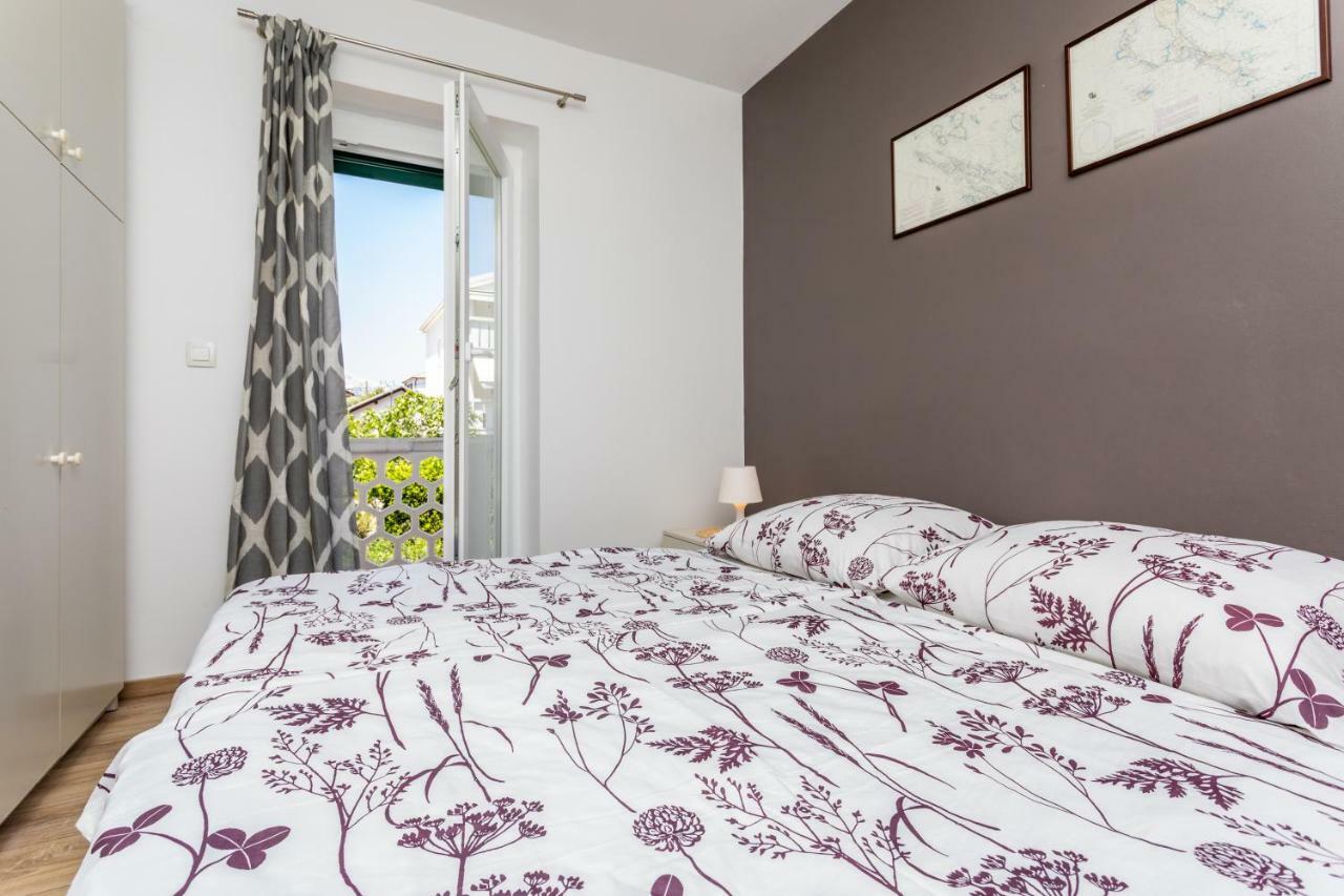 Apartments Marija Baška Eksteriør billede