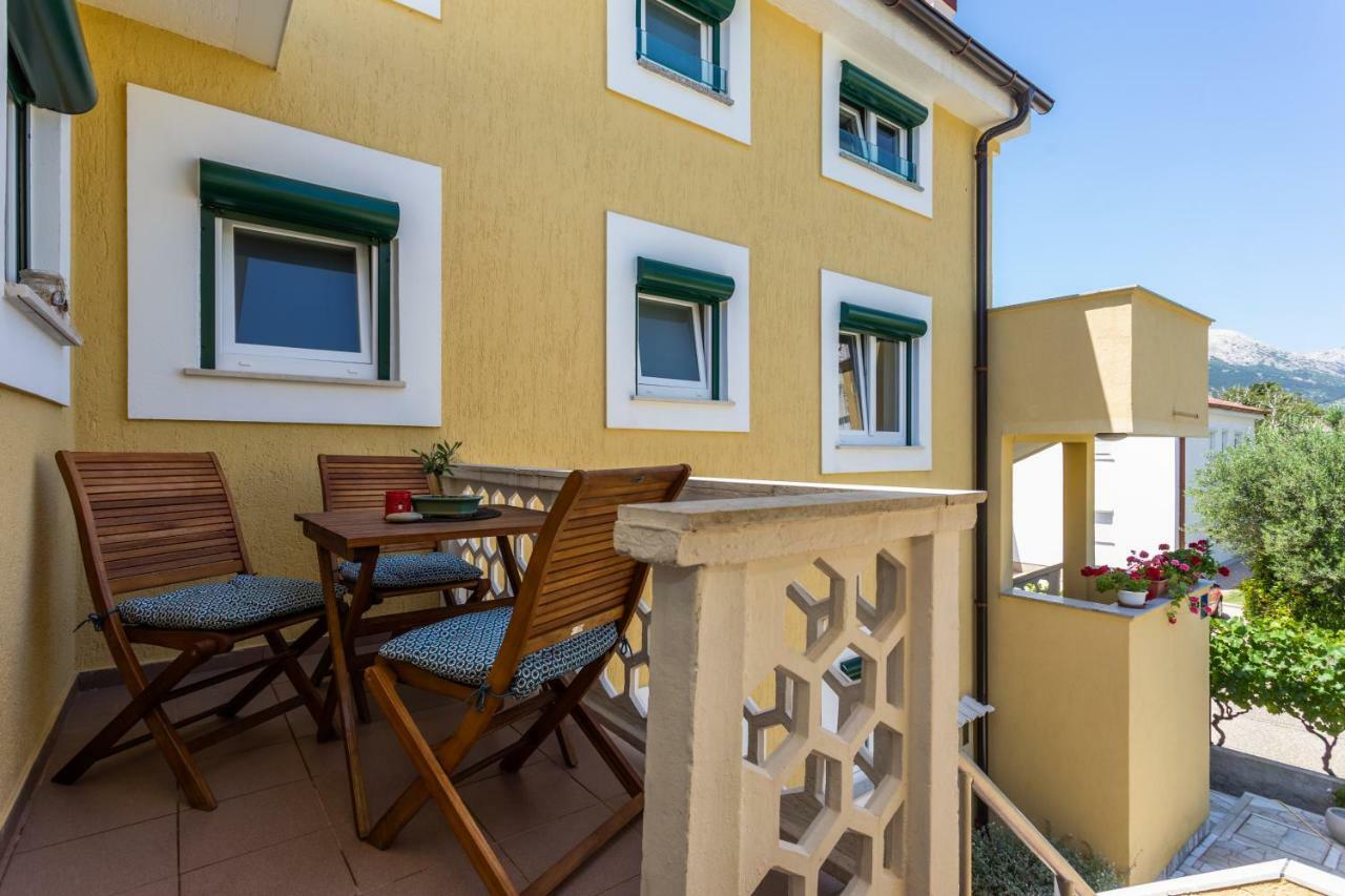Apartments Marija Baška Eksteriør billede