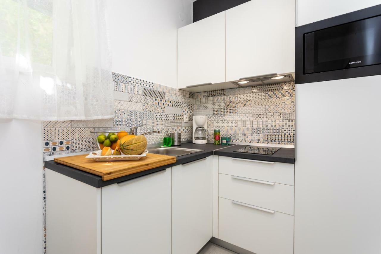 Apartments Marija Baška Eksteriør billede