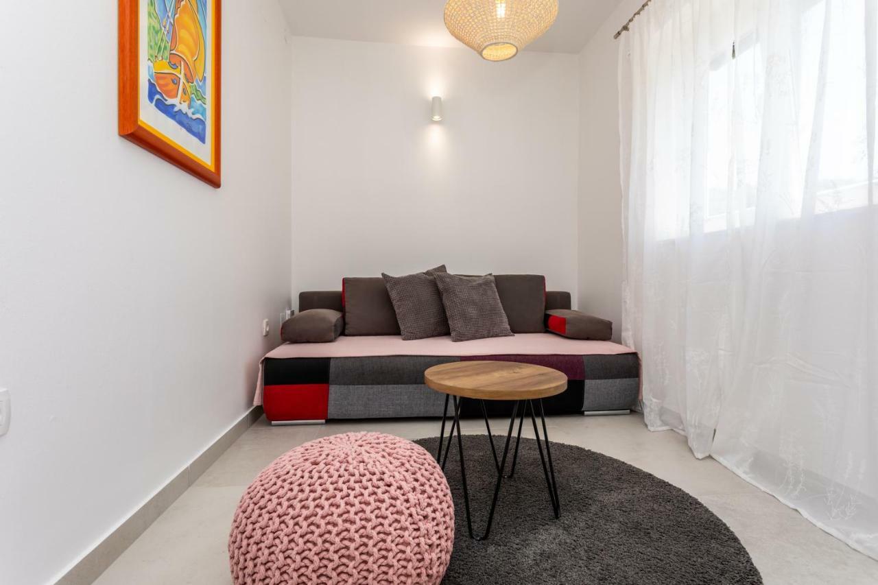 Apartments Marija Baška Eksteriør billede